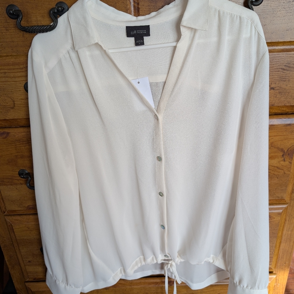 JJILL Wearever Collection Cream Blouse Sz Large NWOT Never Worn 100% Polyester